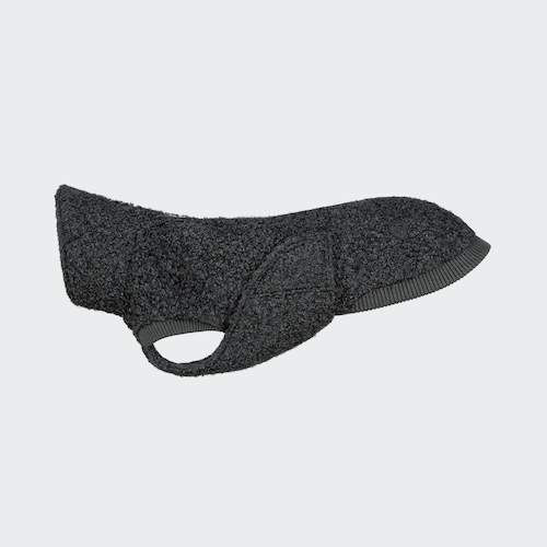 Cloud7-Dog-Sweater-Gotland-Anthra-on-grey